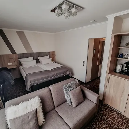 Estricher Hof Hotel 3*