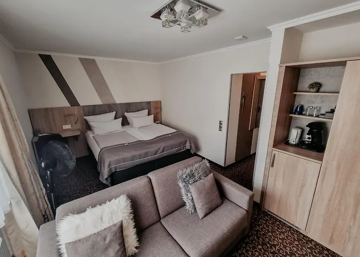 Estricher Hof Hotel 3*